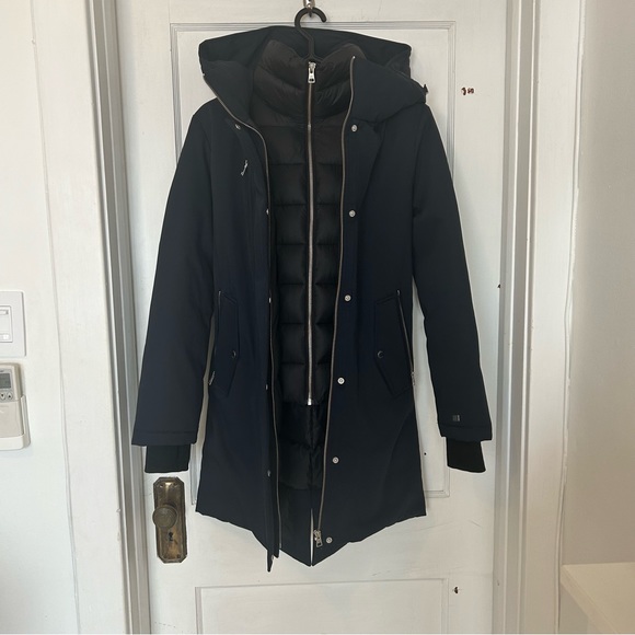 SOLD- Stunning new winter coat-never worn - Picture 5 of 12